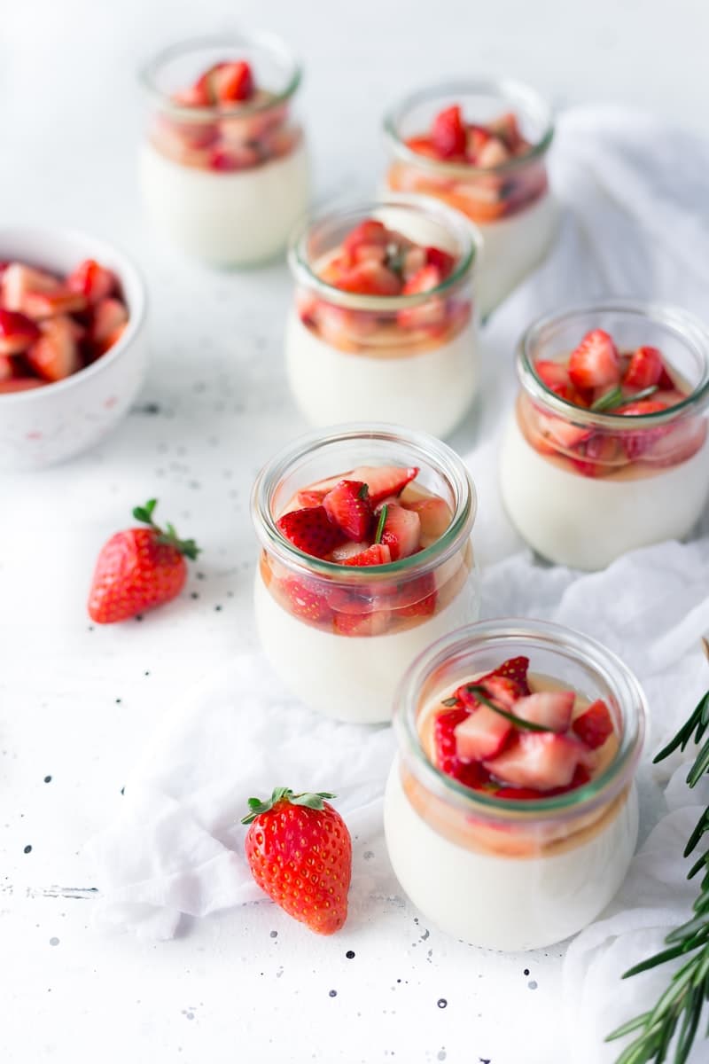 Greek Yogurt Berry Parfait